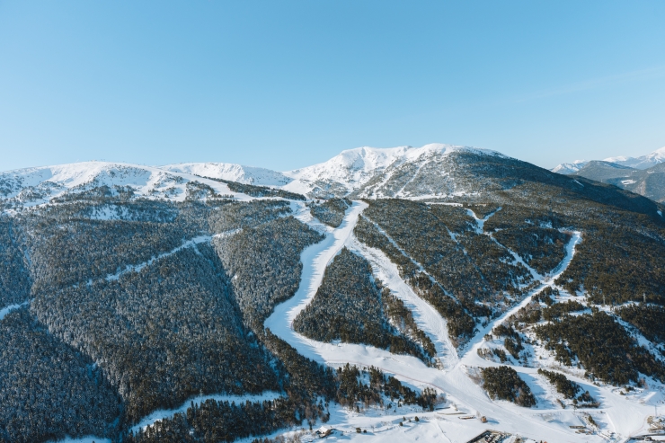 Darrers dies per adquirir els forfets de Grandvalira Resorts a preus reduïts.